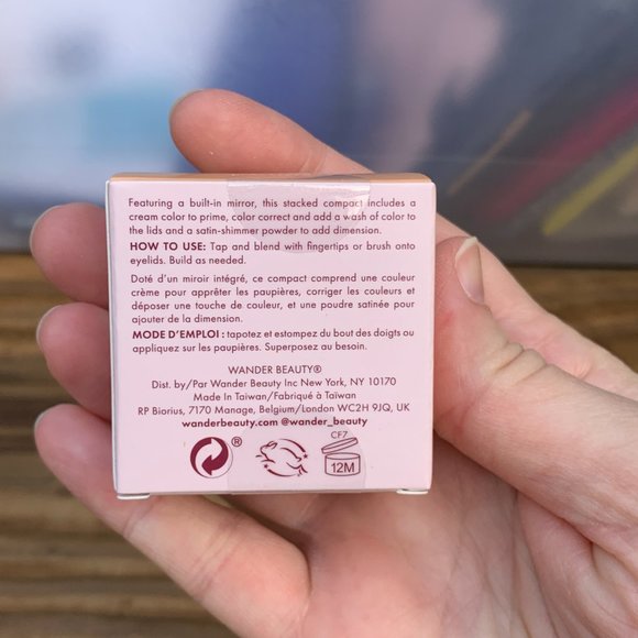 Wander Beauty Double Date Eyeshadow Duo in Smitten and Swoon - Picture 3 of 7